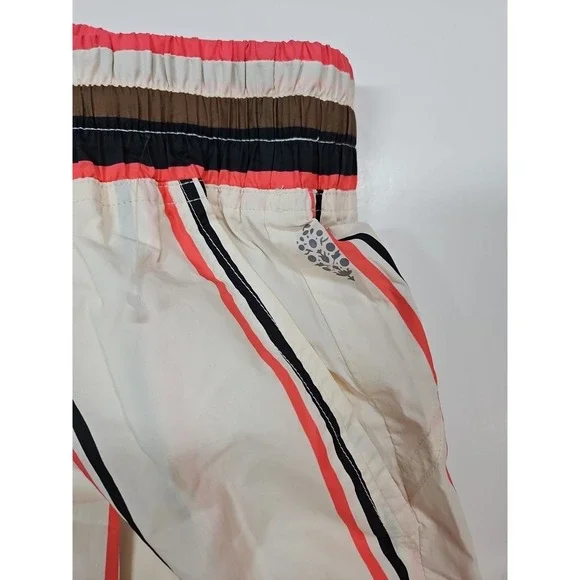 Free People Movement Womens Striped Pull On Athletic Shorts Size Small NWOT - Picture 7 of 10